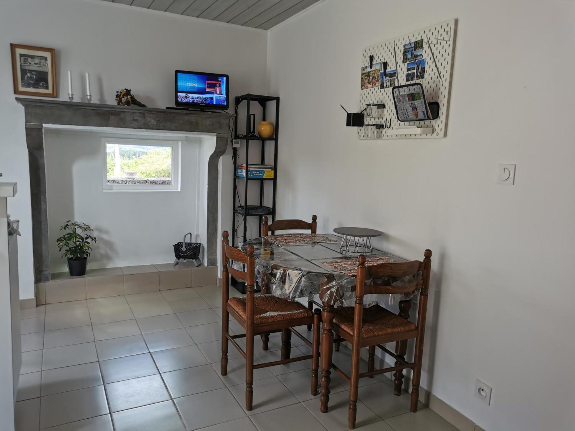 Chez Norbert Villa Quarre-les-Tombes Bagian luar foto